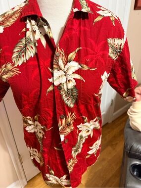 KY’s Hawaiian Shirt. Size large.